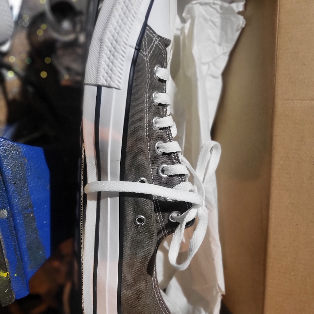 Converse chuck Taylor all stars perfect condition w/box women's 13.5 men's 11.5